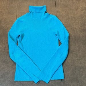 Old Navy Vibrant Turquoise Ribbed Turtleneck Sweater, Size Medium EUC